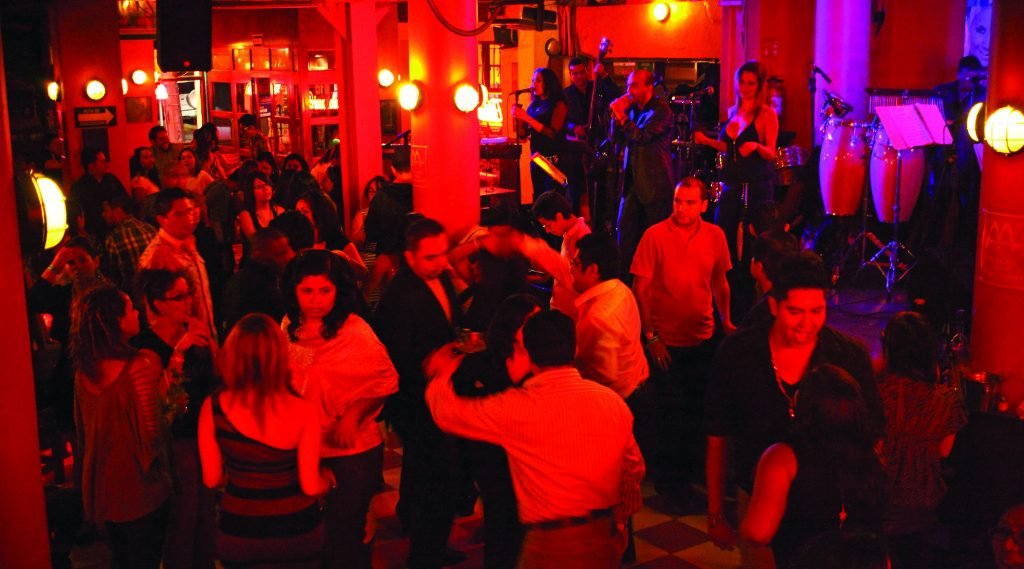 ¿Dónde bailar salsa en CDMX? Be México