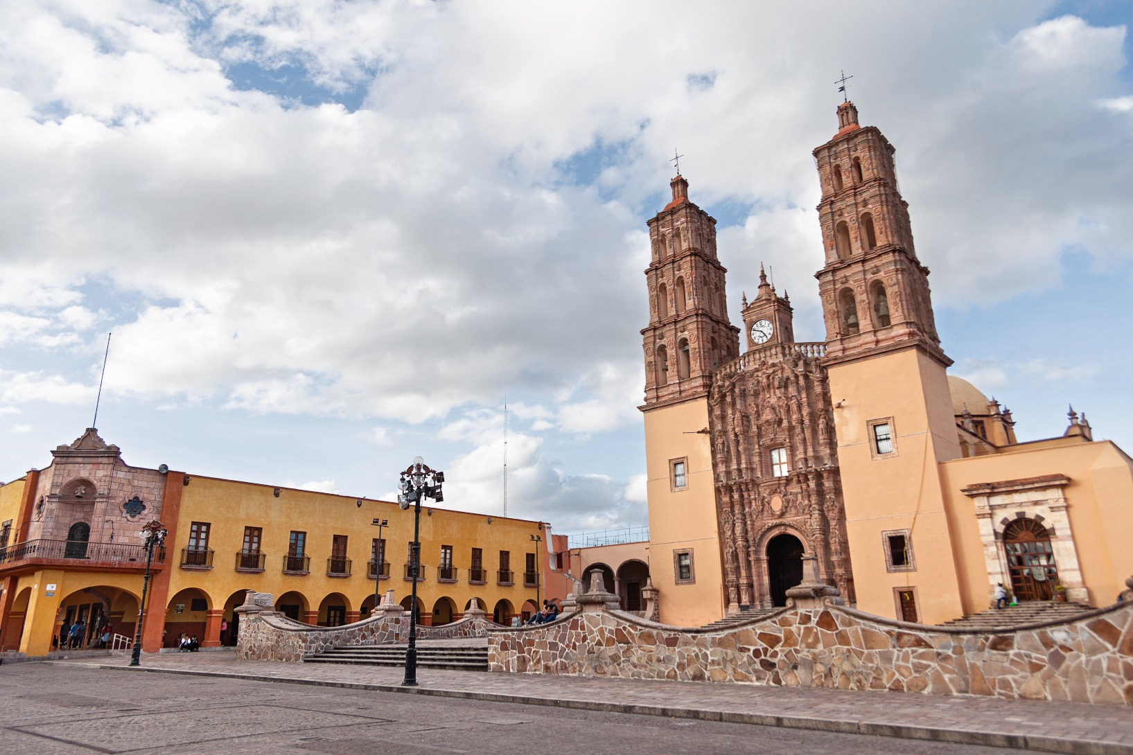 dolores hidalgo, pueblos mágicos cerca de Guanajuato